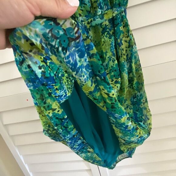 Floral Sleeveless Dress - Blue and Green - Picture 5 of 7